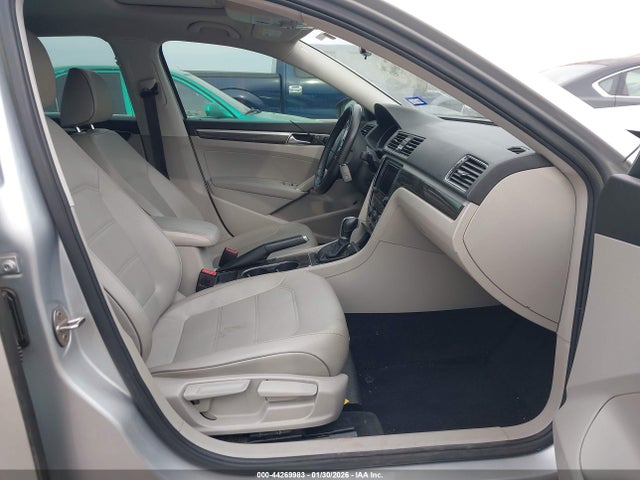 Продаж на аукціоні авто 2018 Volkswagen Passat 2.0t Se, vin: 1VWBA7A36JC045836, номер лоту: 44269983