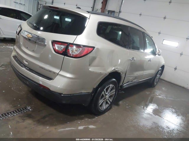 2015 CHEVROLET TRAVERSE 1GNKVGKD2FJ215652 Photo 3