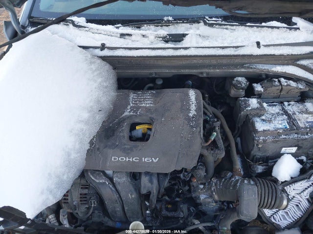 2017 HYUNDAI ELANTRA 5NPD74LF8HH107056 Photo 9