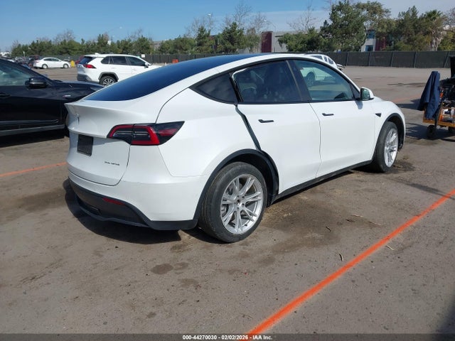 2022 TESLA MODEL Y 7SAYGDEE5NF440060 Photo 3