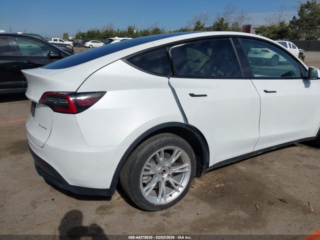 2022 TESLA MODEL Y 7SAYGDEE5NF440060 Photo 5