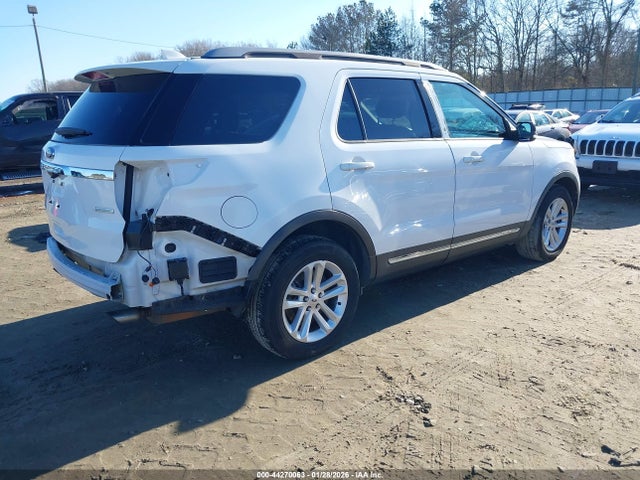 44270063 :رقم المزاد ، 1FM5K7DH3HGC10230 vin ، 2017 Ford Explorer Xlt مزاد بيع