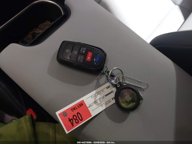 Subaru Solterra Limited 2024 JTMABABA2RA081374 Image 11
