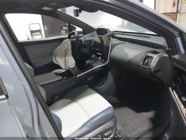 Subaru Solterra Limited 2024 JTMABABA2RA081374 Image 5
