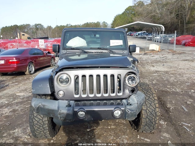 1C4HJWEG5JL902698 Jeep Wrangler Jk Unlimited Sahara