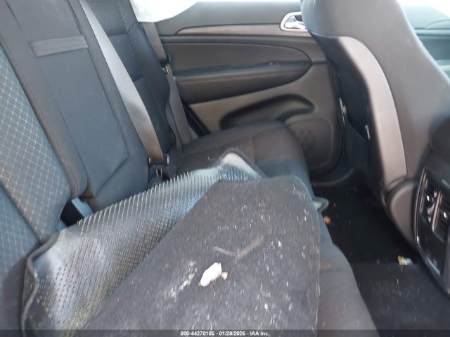 1C4RJFAG9LC379151 Jeep Grand Cherokee Laredo E 4x4