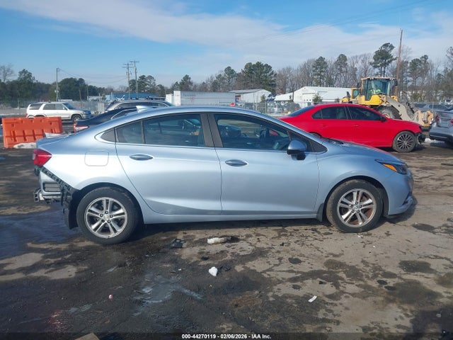 Chevrolet Cruze Lt Auto 2018 1G1BE5SMXJ7122292 Image 13