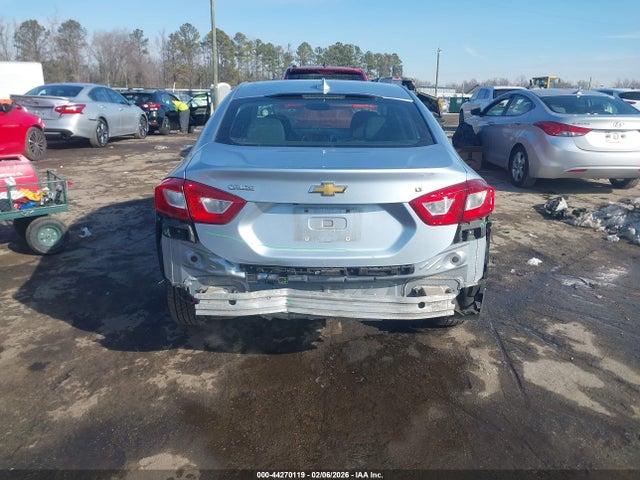 Chevrolet Cruze Lt Auto 2018 1G1BE5SMXJ7122292 Image 16