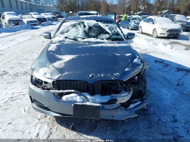 Продаж на аукціоні авто 2019 Bmw 530i Xdrive, vin: WBAJA7C57KWW49440, номер лоту: 44270127
