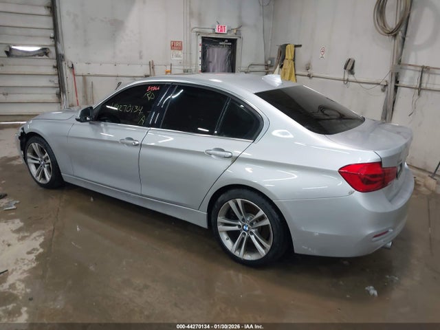 2017 BMW 340I WBA8B7G57HNU36993 Photo 2