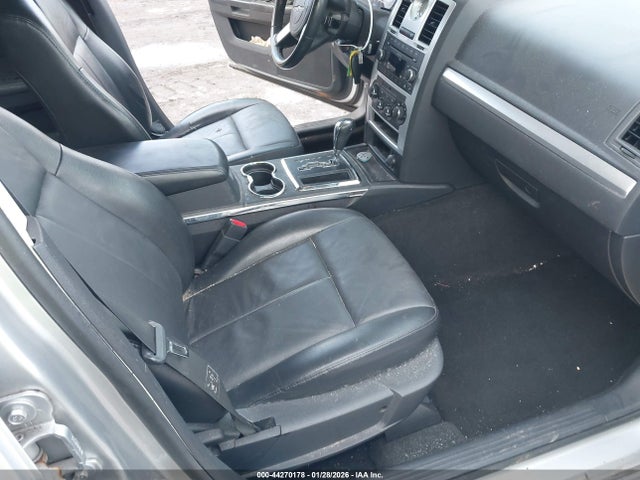 2010 CHRYSLER 300 2C3CA5CV8AH122749 Photo 4