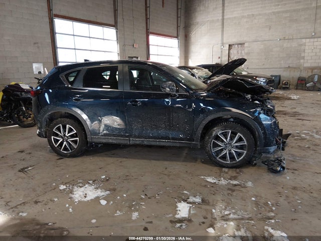 Продажа на аукционе авто 2018 Mazda Cx-5 Touring, vin: JM3KFBCM4J0400301, номер лота: 44270299