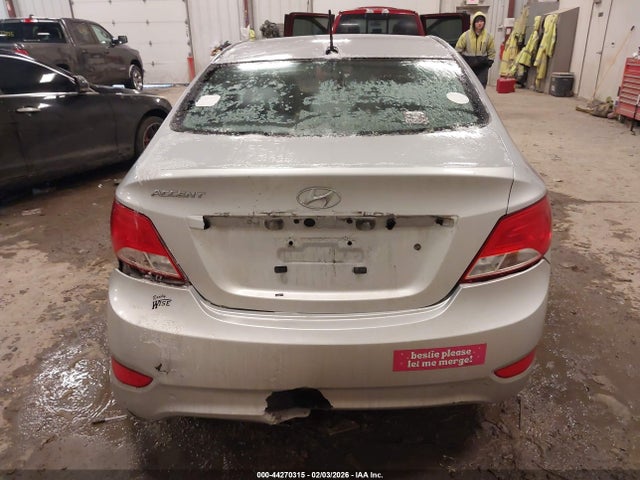 2017 Hyundai Accent Se მანქანა იყიდება აუქციონზე, vin: KMHCT4AE6HU219650, აუქციონის ნომერი: 44270315