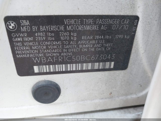 2011 BMW 528I WBAFR1C50BC673043 Photo 8