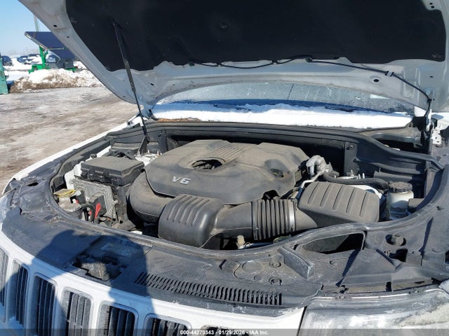 2015 JEEP GRAND CHEROKEE 1C4RJFBG5FC887166 Photo 9