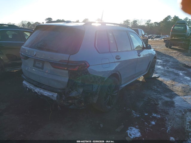 5UX23EM06R9U30565 BMW X7 Xdrive40i