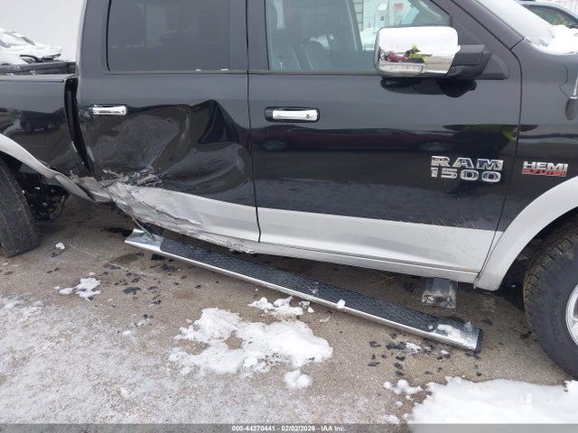 44270441 :رقم المزاد ، 1C6RR7NTXHS774143 vin ، 2017 Ram 1500 Laramie  4x4 5'7 Box مزاد بيع