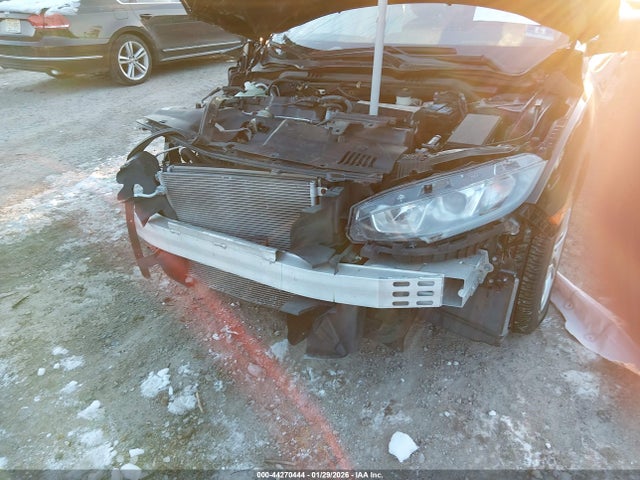 44270444 :رقم المزاد ، 2HGFC2F54HH542307 vin ، 2017 Honda Civic Lx مزاد بيع