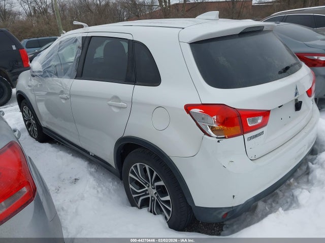 2017 MITSUBISHI OUTLANDER SPORT JA4AP3AW2HZ044622 Photo 2