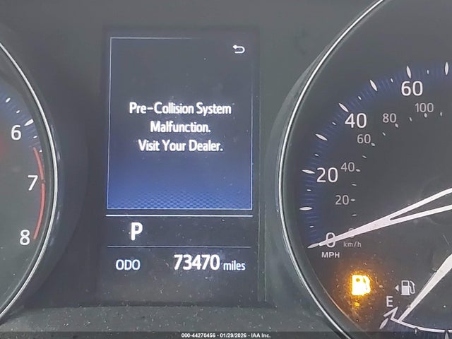 Toyota C-HR XLE 2019 NMTKHMBX2KR070262 Image 16