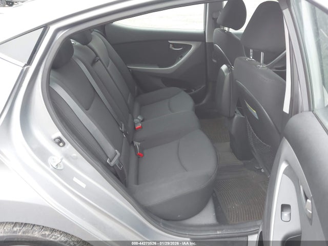 KMHDH4AE6FU354100 Hyundai ELANTRA SE