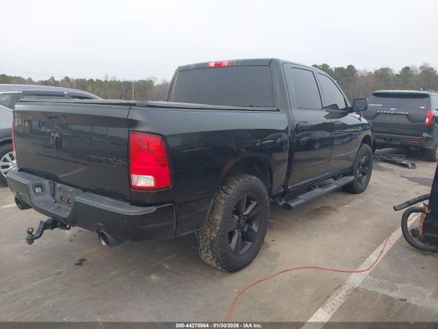 Продаж на аукціоні авто 2017 Ram 1500 Express  4x4 5'7 Box, vin: 3C6RR7KT9HG605078, номер лоту: 44270564