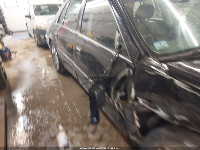 44270576 :رقم المزاد ، 1G6KD57948U172263 vin ، 2008 Cadillac Dts 1se مزاد بيع