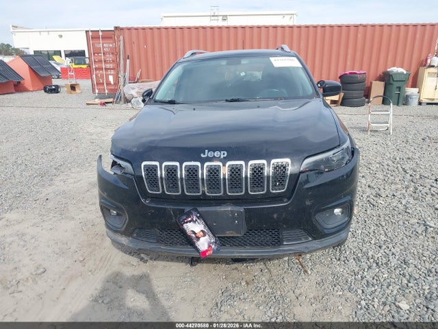 44270580 :رقم المزاد ، 1C4PJMLB5KD161486 vin ، 2019 Jeep Cherokee Latitude Plus 4x4 مزاد بيع