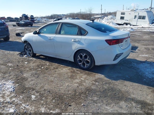 3KPF24AD3LE156817 KIA Forte Lxs