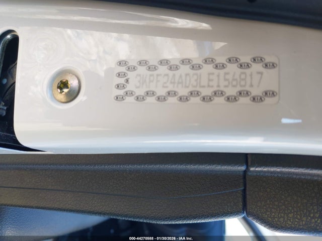 3KPF24AD3LE156817 KIA Forte Lxs