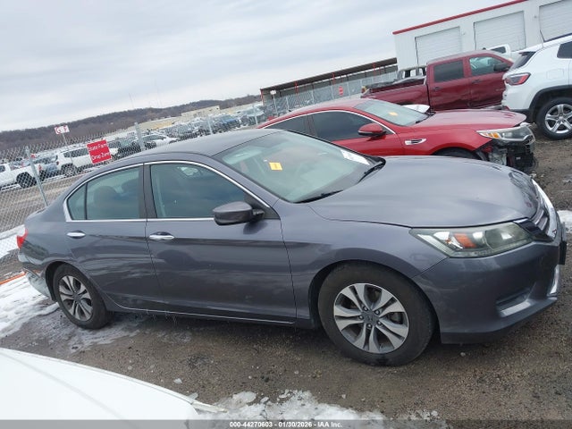44270603 :رقم المزاد ، 1HGCR2F31FA196373 vin ، 2015 Honda Accord Lx مزاد بيع