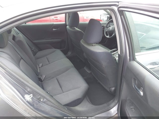 44270603 :رقم المزاد ، 1HGCR2F31FA196373 vin ، 2015 Honda Accord Lx مزاد بيع