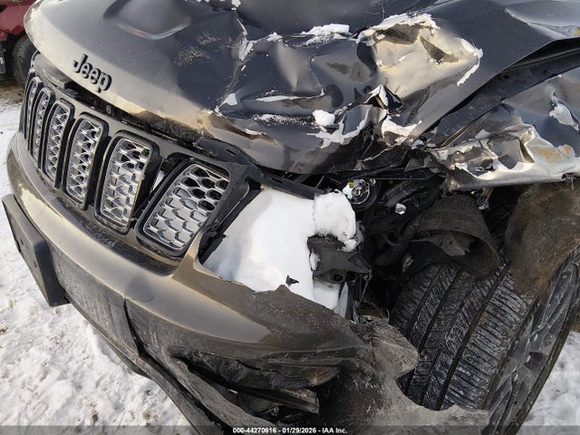 1C4RJFAG5KC829389 Jeep Grand Cherokee Altitude 4x4