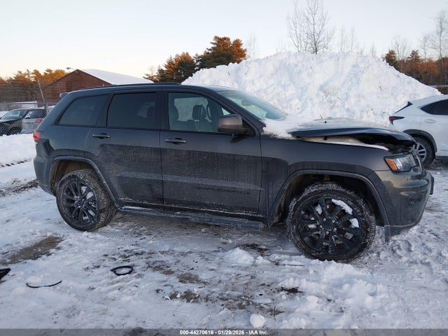 1C4RJFAG5KC829389 Jeep Grand Cherokee Altitude 4x4