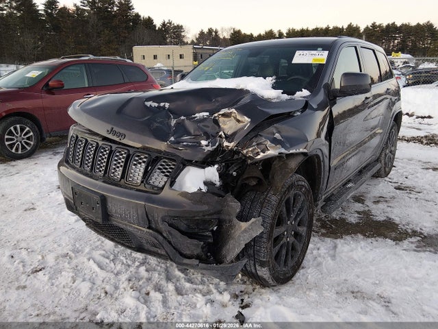 1C4RJFAG5KC829389 Jeep Grand Cherokee Altitude 4x4