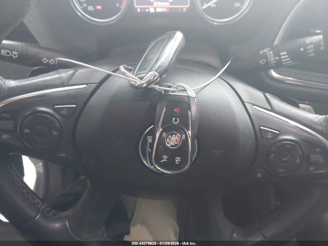 5GAEVAKW3MJ207806 Buick Enclave Awd Essence