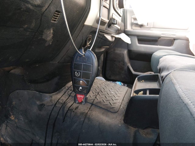 Aukcja sprzedaży 2018 Ram 2500 Slt  4x4 6'4 Box, vin: 3C6UR5DL8JG275645, numer aukcji: 44270644