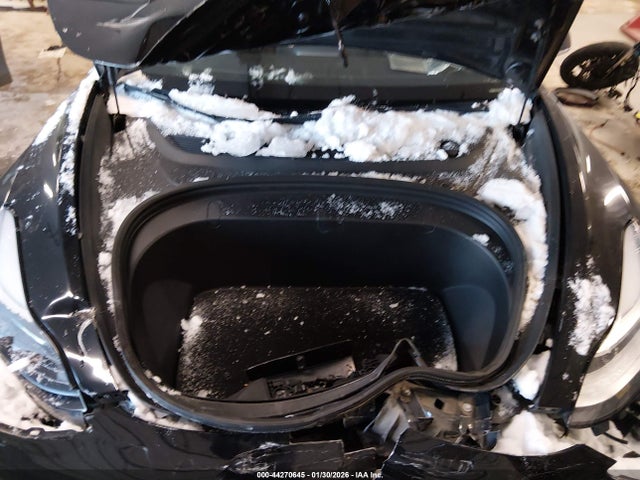 5YJ3E1EB9KF441841 Tesla Model 3 Long Range/performance