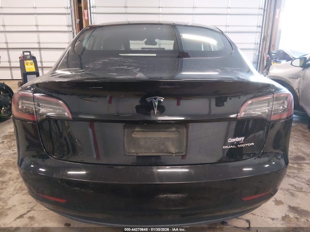5YJ3E1EB9KF441841 Tesla Model 3 Long Range/performance