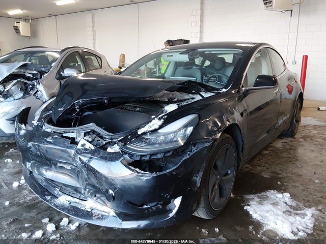5YJ3E1EB9KF441841 Tesla Model 3 Long Range/performance
