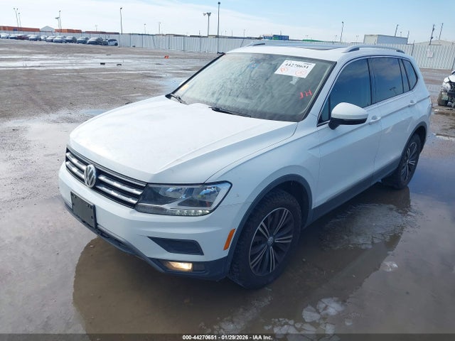 2018 Volkswagen Tiguan 2.0t Se/2.0t Sel მანქანა იყიდება აუქციონზე, vin: 3VV2B7AX4JM044753, აუქციონის ნომერი: 44270651