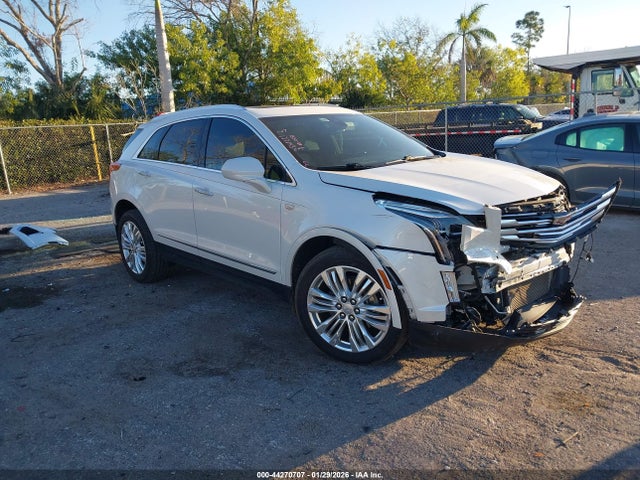 2019 CADILLAC XT5 1GYKNERSXKZ177143 Photo 0