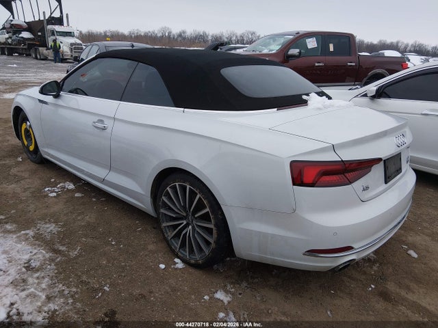 2018 AUDI A5 WAUYNGF52JN003886 Photo 2