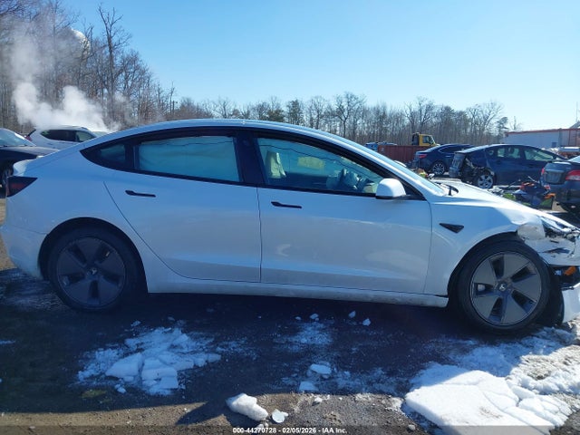 2023 Tesla Model 3 Rear-wheel Drive მანქანა იყიდება აუქციონზე, vin: 5YJ3E1EAXPF672276, აუქციონის ნომერი: 44270728