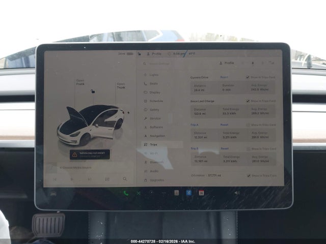 2023 Tesla Model 3 Rear-wheel Drive მანქანა იყიდება აუქციონზე, vin: 5YJ3E1EAXPF672276, აუქციონის ნომერი: 44270728