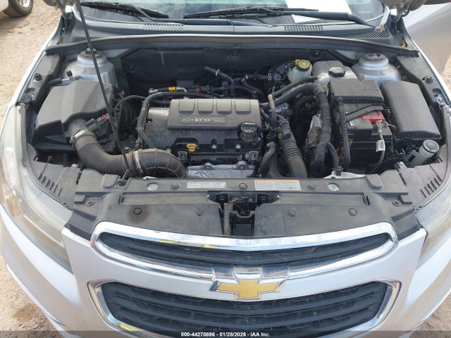 1G1PC5SB4F7110611 Chevrolet Cruze 1lt Auto