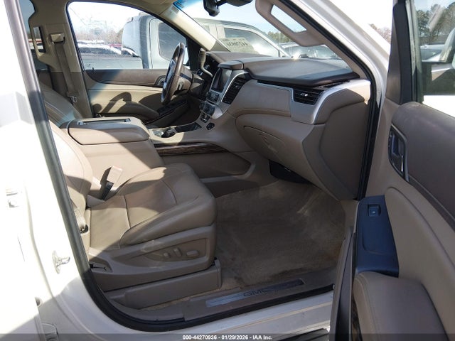 44270936 :رقم المزاد ، 1GKS1BKCXFR107235 vin ، 2015 Gmc Yukon Slt مزاد بيع