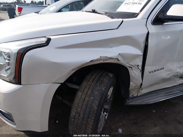 44270936 :رقم المزاد ، 1GKS1BKCXFR107235 vin ، 2015 Gmc Yukon Slt مزاد بيع