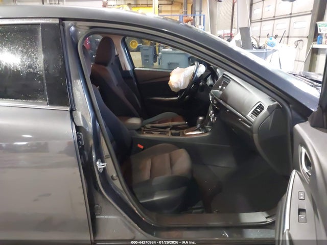 JM1GJ1U62F1165695 Mazda Mazda6 I Sport