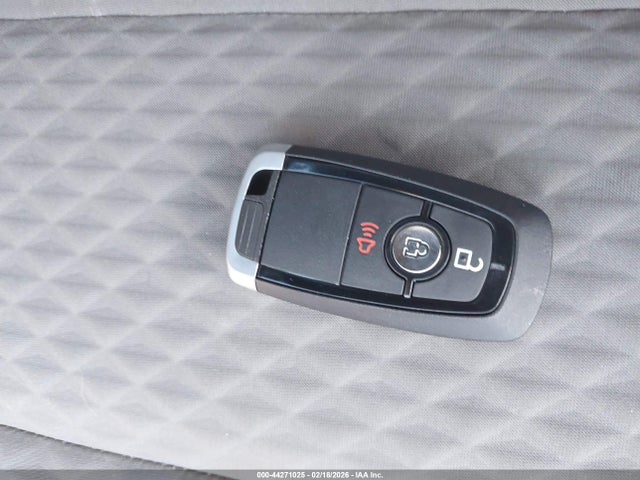 2022 Ford Escape Se მანქანა იყიდება აუქციონზე, vin: 1FMCU0G65NUB43646, აუქციონის ნომერი: 44271025